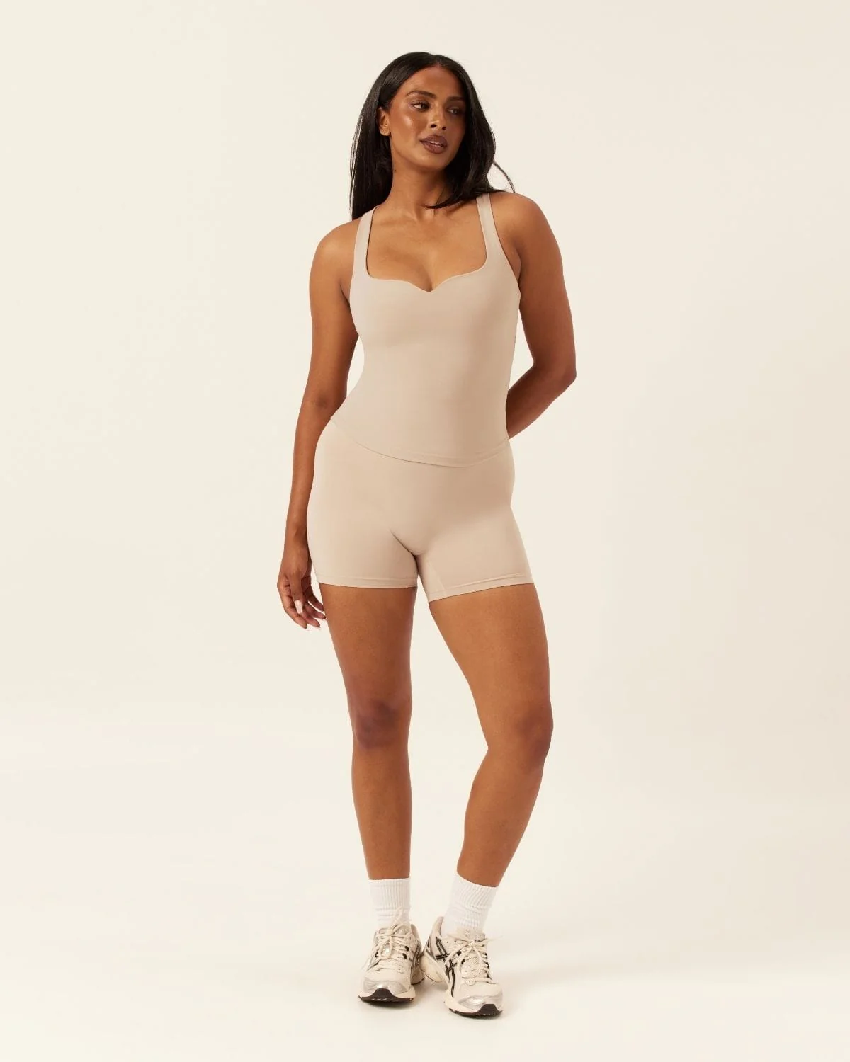 Form Invisible Scrunch Shorts 5" | Fawn - Image 4