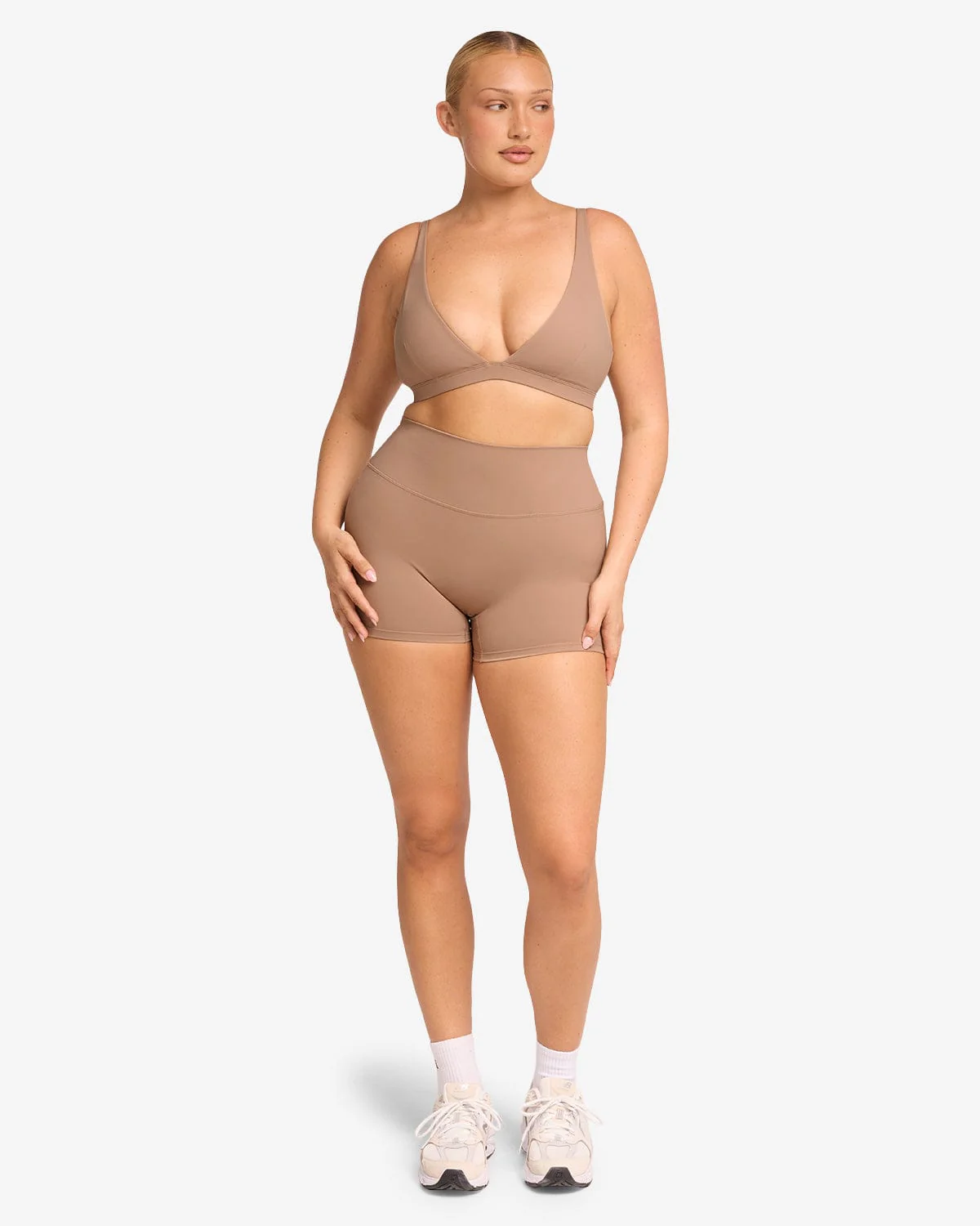 Freedom Scrunch Shorts 4" | Toffee - Image 9