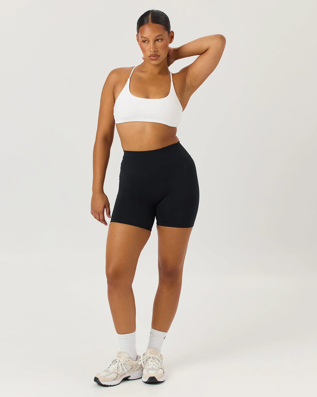 Serenity Shorts 6" | Black - Image 4