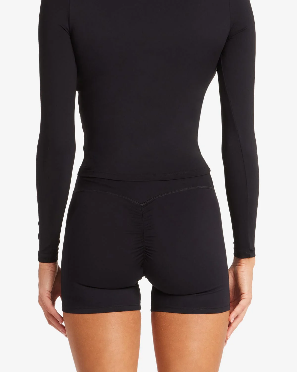 Serenity Scrunch Shorts 4" | Black - Image 10