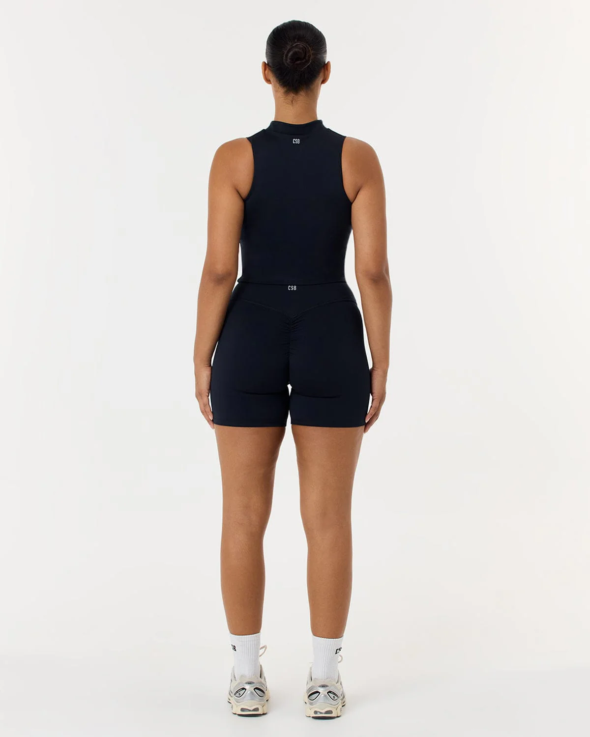 Serenity Scrunch Shorts 6" | Black - Image 4